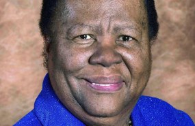 Photo of Naledi Pandor