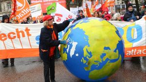 Protesters at the G20 conference in Germany